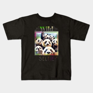 Panda Giant Bear Wild Nature Funny Happy Humor Photo Selfie Kids T-Shirt